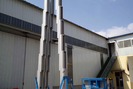 升降机厂家设计铝合金升降机时要注意什么？