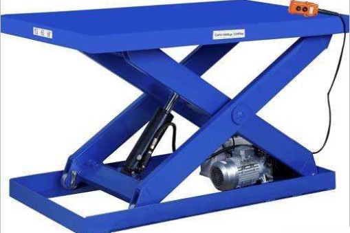 液压升降平台重要零部件清洗步骤