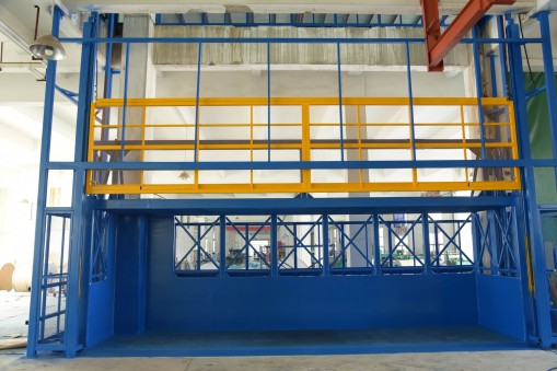 影响升降机的升降快慢与哪些因素有关？